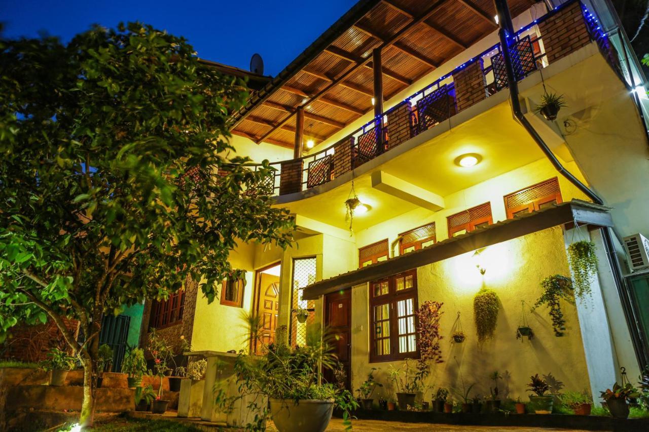Kandyan Hideout Exterior photo